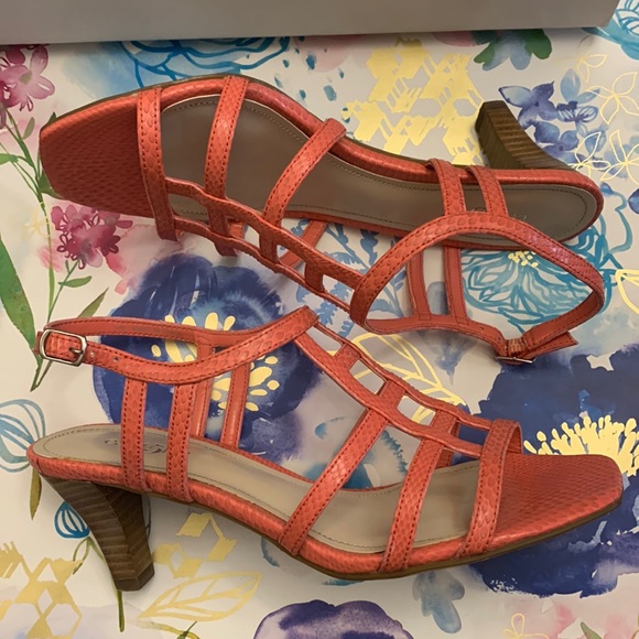 Orange Square Toe Straps Heeled Sandals, East 5th, Size 5.5 - Picture 3 of 8
